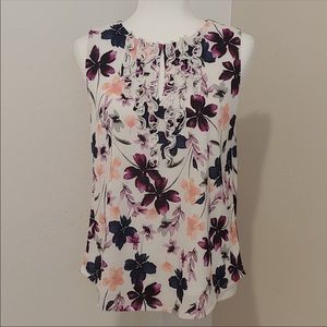 Sleeveless Floral ruffle top